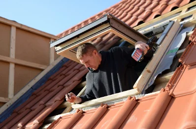 Pose de fenêtres de toit Velux à Seigy